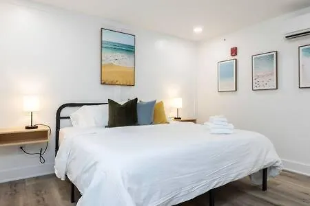 Апартаменты Ocean Lofts In The Vibe #5 - 5 Min Walk To Beach Вирджиния-Бич